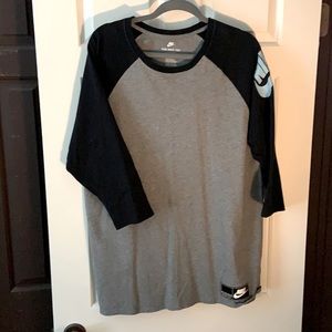 Nike 3/4 Length Sleeve Tshirt XL